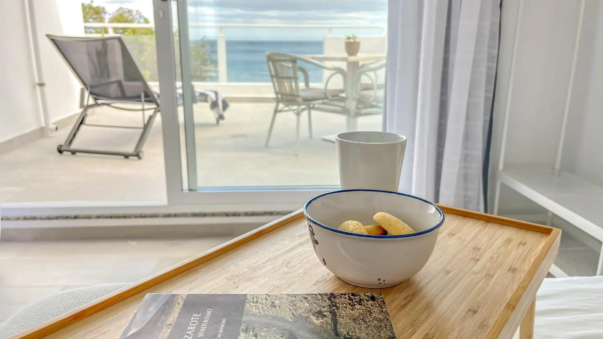 Apartment Casa Burgao Studio With Large Seaview Terrace Punta Mujeres Spain