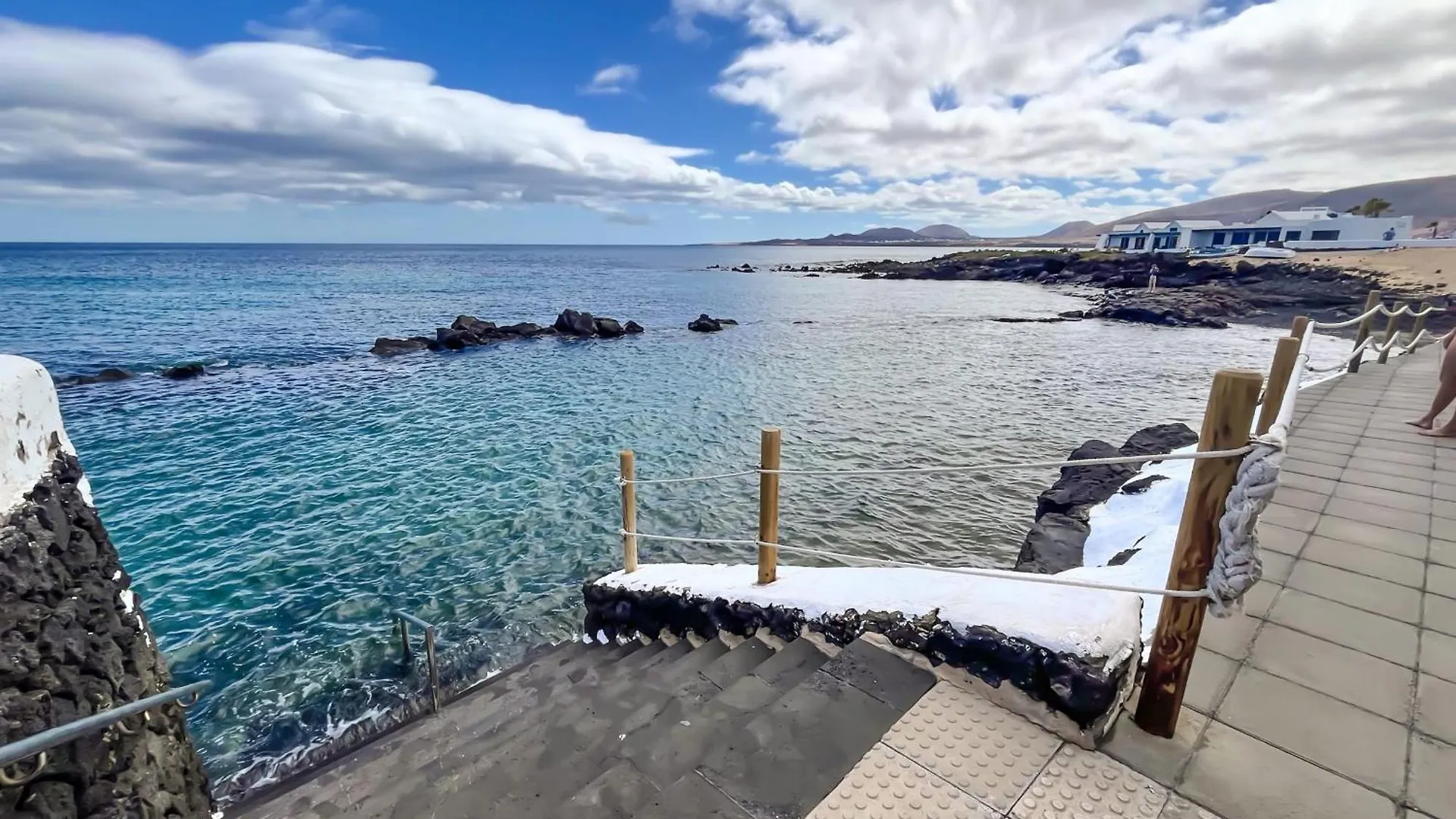 Casa Burgao Studio With Large Seaview Terrace contacts