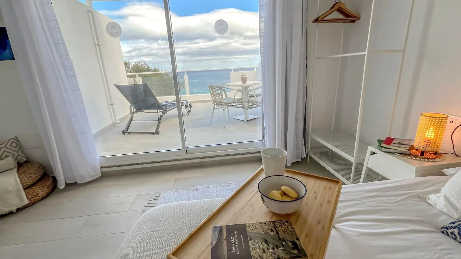 Casa Burgao Studio With Large Seaview Terrace Punta Mujeres Spain
